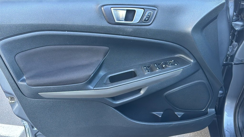 Certified 2018 Ford EcoSport SE image 18