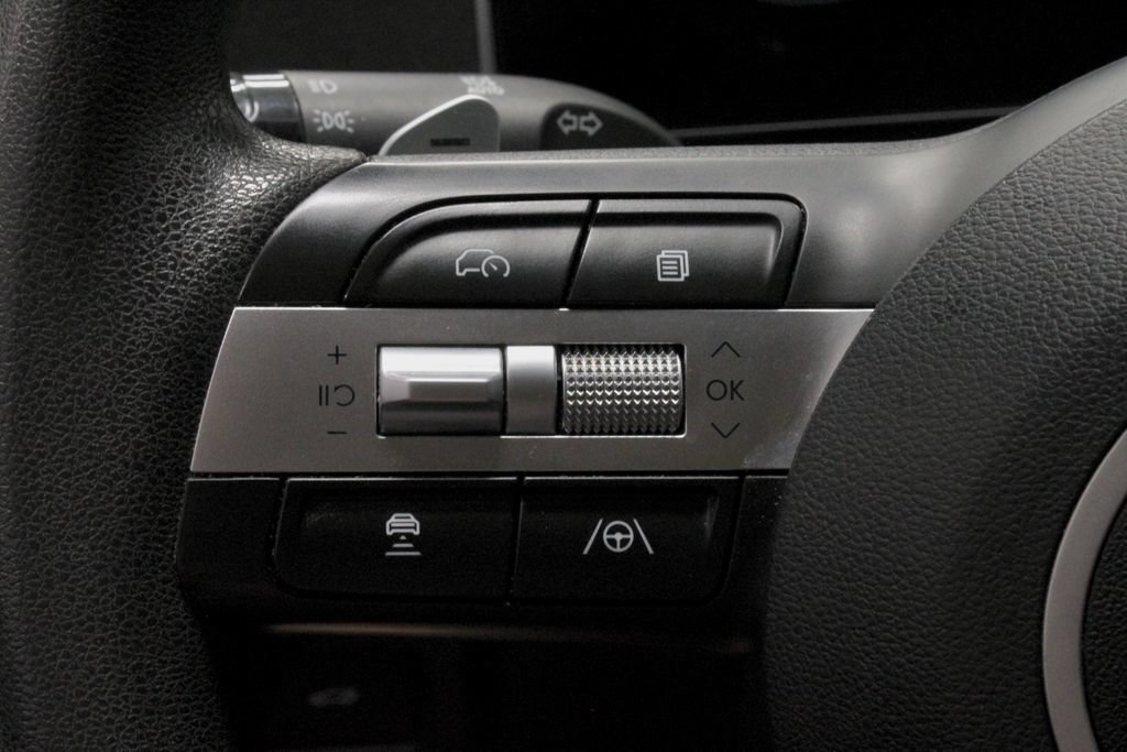 Used 2025 Hyundai Sonata SEL FWD image 26