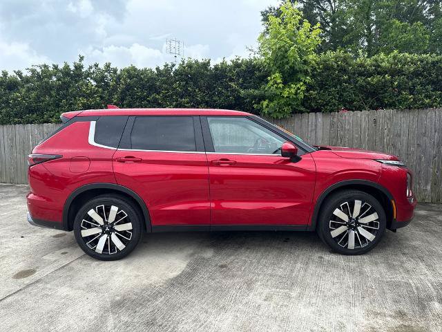 Used 2025 Mitsubishi Outlander SE FWD image 22