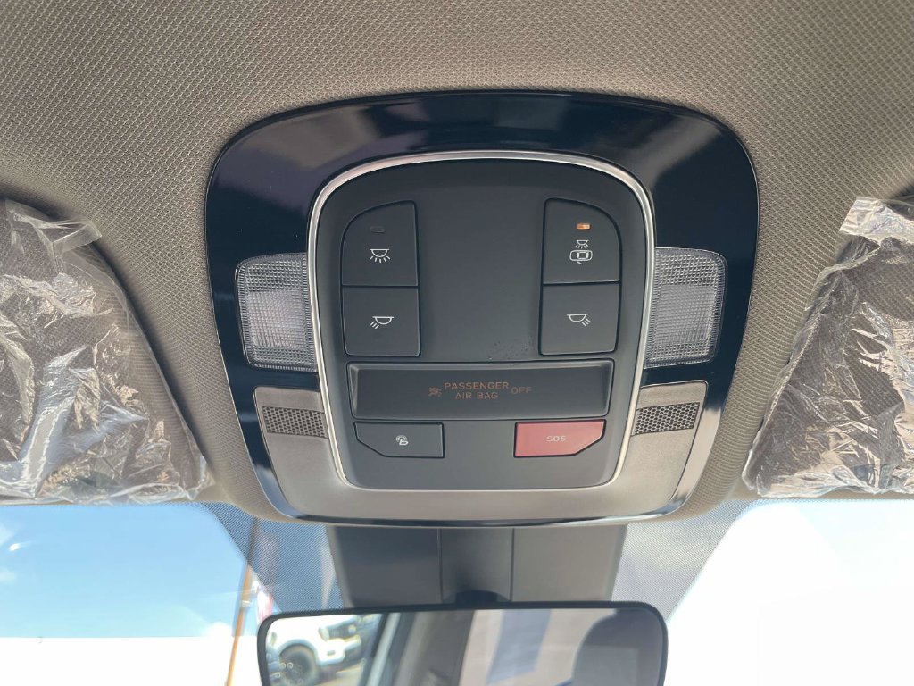 Used 2023 Hyundai Santa Fe SEL w/ Cargo Package FWD image 28
