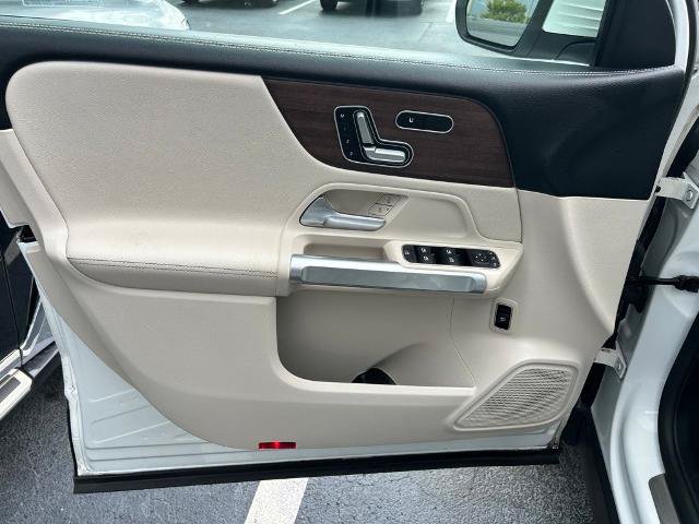 Used 2023 Mercedes-Benz GLB 250 image 16