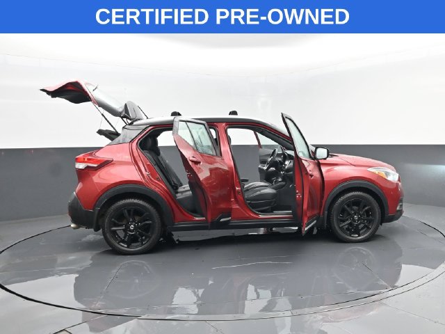Used 2020 Nissan Kicks SR w/ SR Premium Package FWD image 29