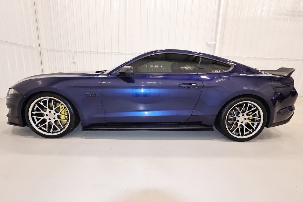 Certified 2018 Ford Mustang GT w/ Black Accent Package image 2