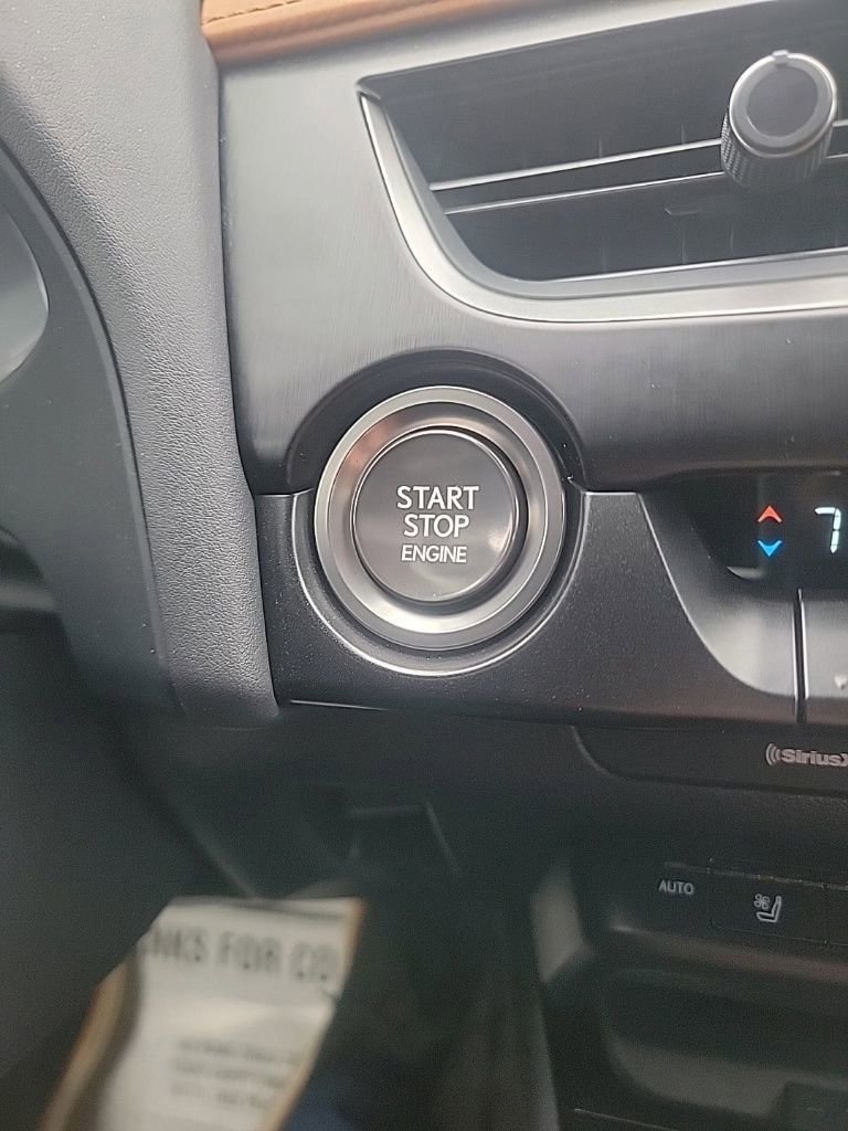 Used 2019 Lexus UX 200 image 41