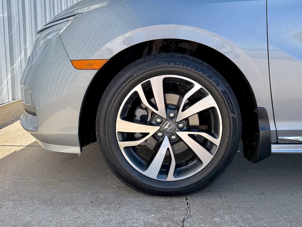 Used 2023 Honda Odyssey Touring image 42