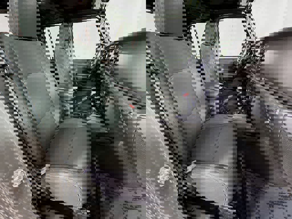 Used 2022 Jeep Gladiator Sport image 18