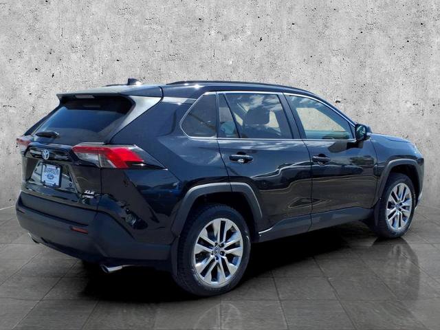 Used 2019 Toyota RAV4 XLE Premium w/ Cold Weather Package AWD/4WD image 6