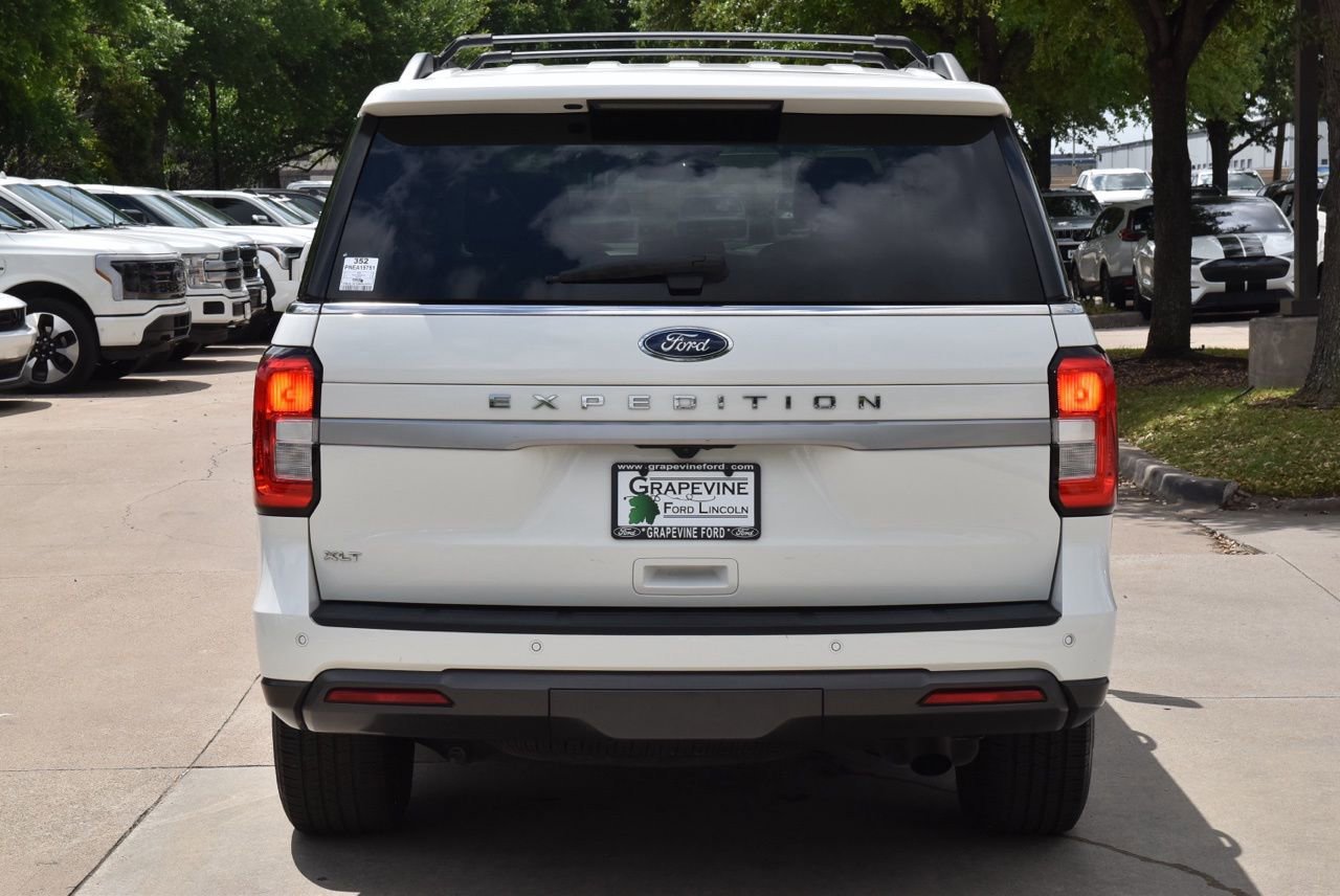 Certified 2022 Ford Expedition XLT image 7
