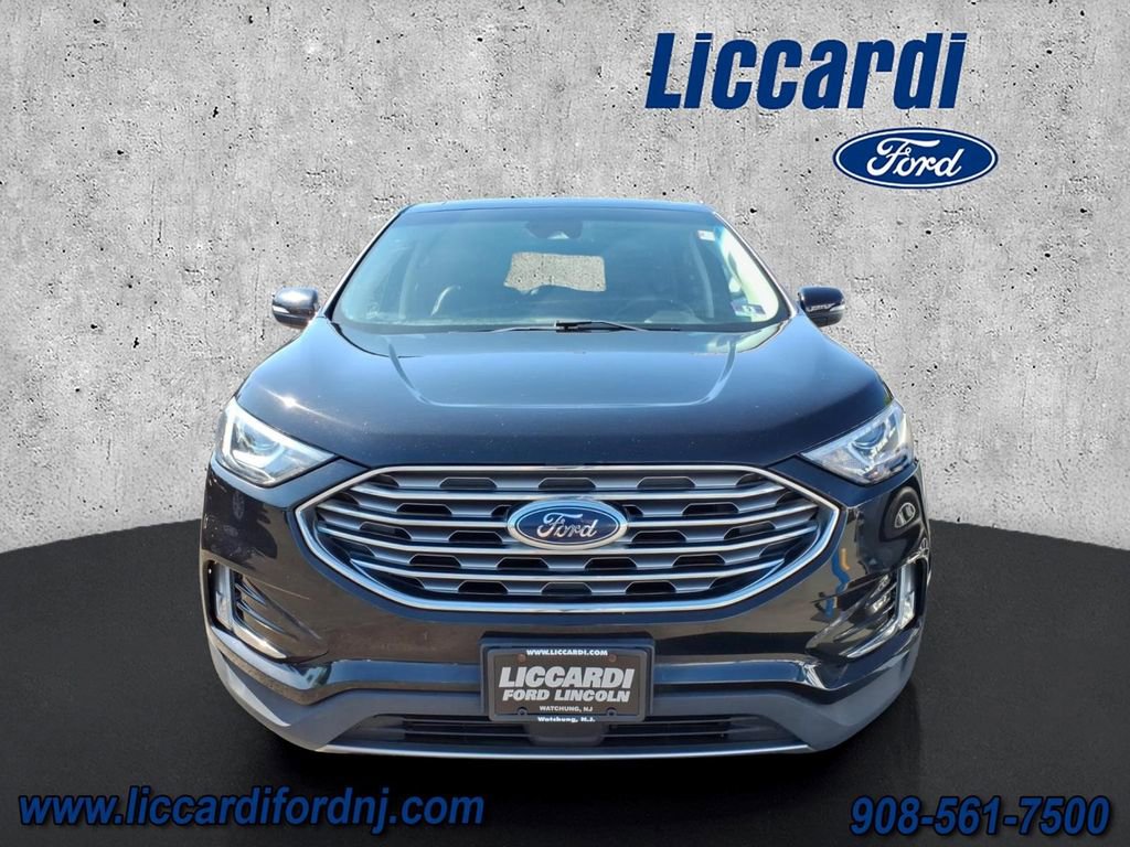 Certified 2019 Ford Edge Titanium w/ Cold Weather Package AWD/4WD image 2