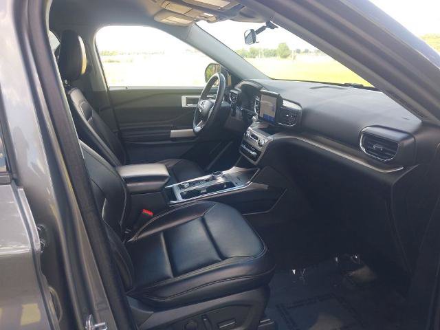 Certified 2023 Ford Explorer XLT w/ Equipment Group 202A AWD/4WD image 33