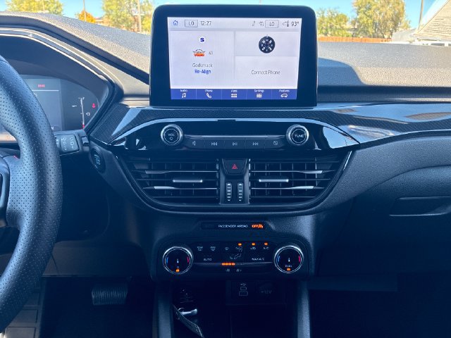 Certified 2025 Ford Escape ST-Line AWD/4WD image 26
