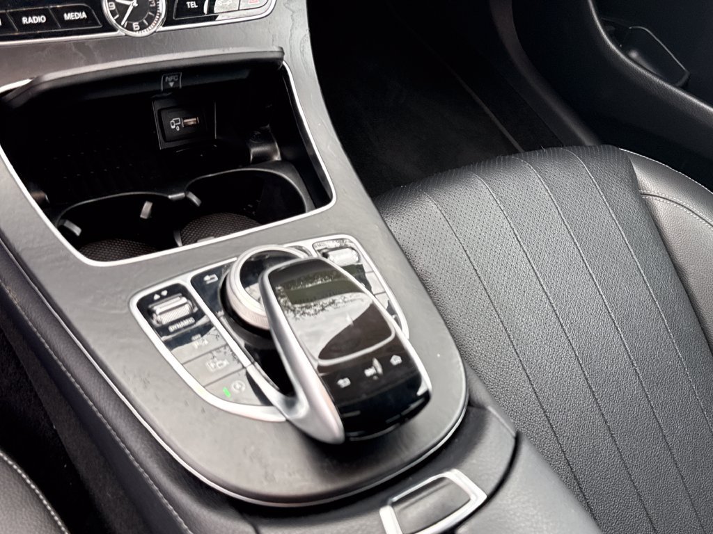 Used 2018 Mercedes-Benz E 300 image 23