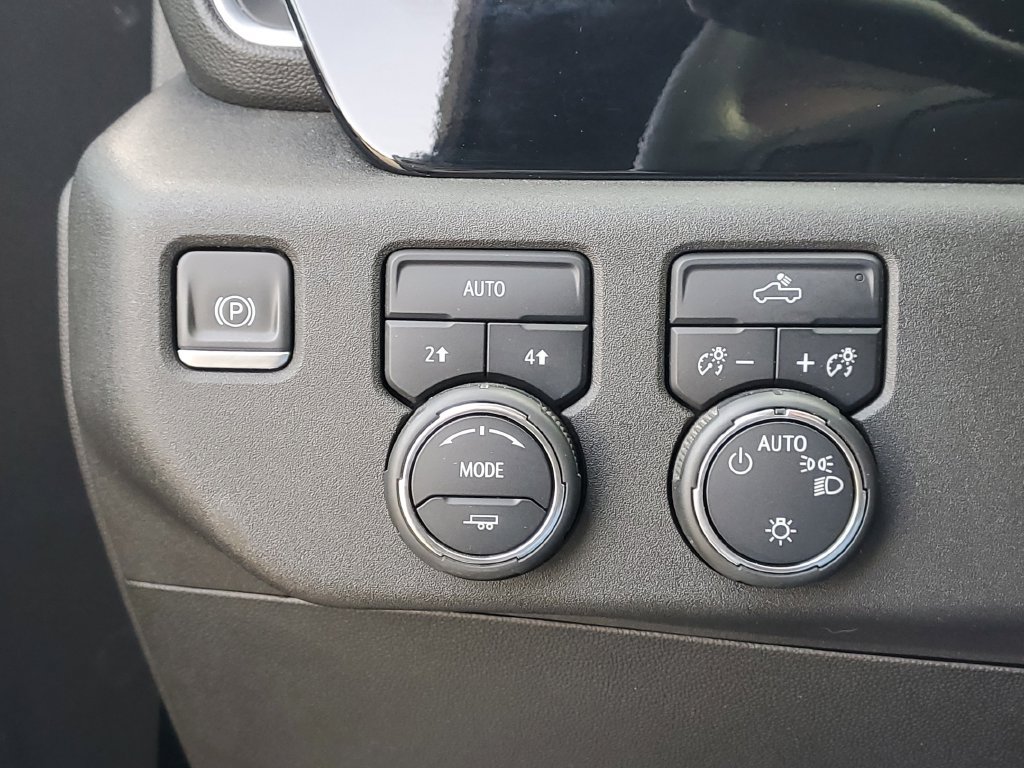 Used 2023 Chevrolet Silverado 1500 LT AWD/4WD image 22