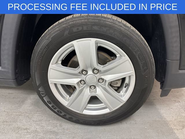 Used 2022 Jeep Compass Latitude FWD image 4
