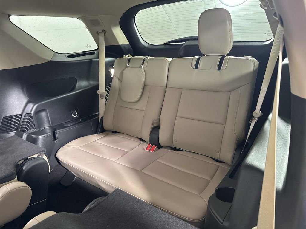 Certified 2023 Ford Explorer Limited w/ Equipment Group 301A AWD/4WD image 18