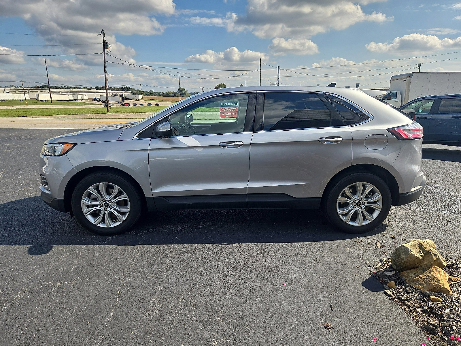 Certified 2024 Ford Edge Titanium image 2