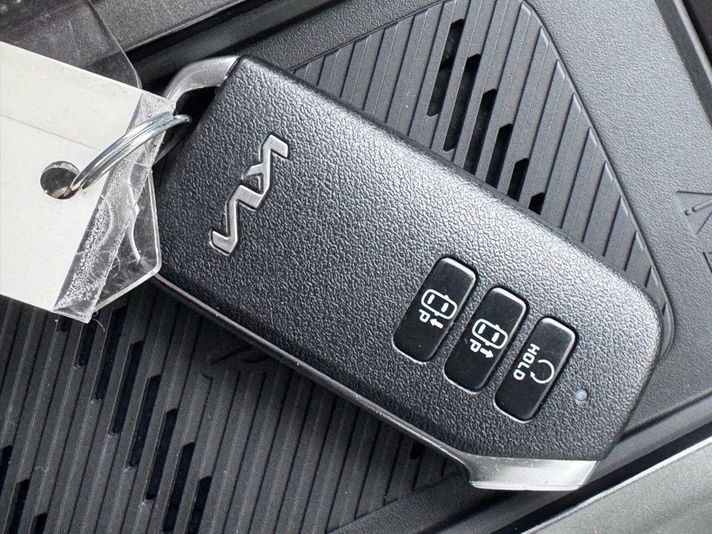 Used 2022 Kia EV6 Wind w/ Wind Technology Package image 40