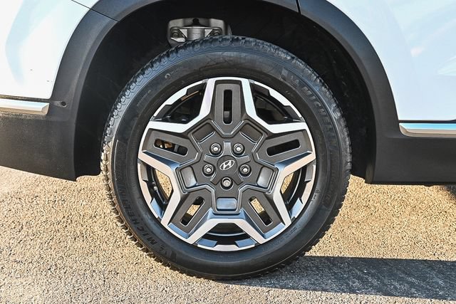 Used 2023 Hyundai Santa Fe Limited FWD image 12