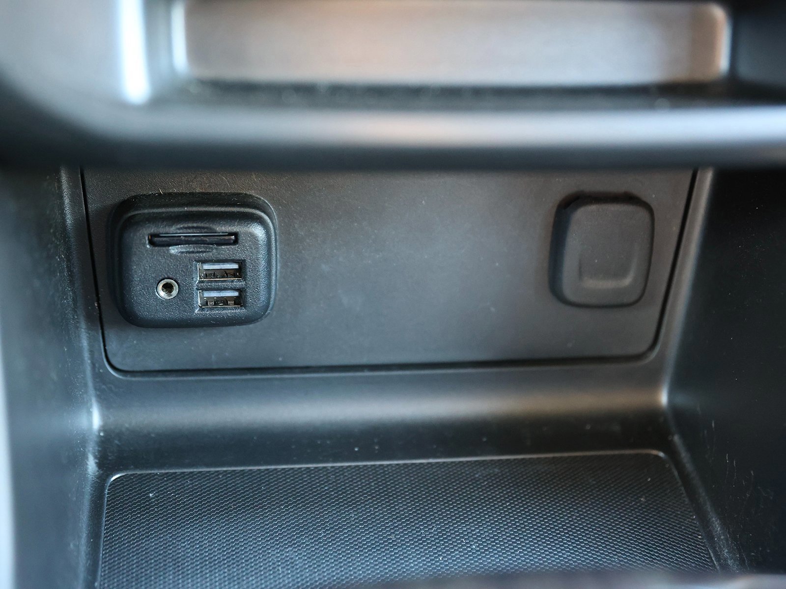 Used 2021 GMC Canyon Elevation image 30