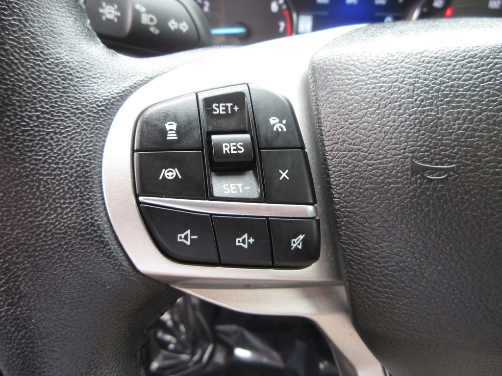 Certified 2023 Ford Explorer XLT w/ Equipment Group 202A RWD image 16
