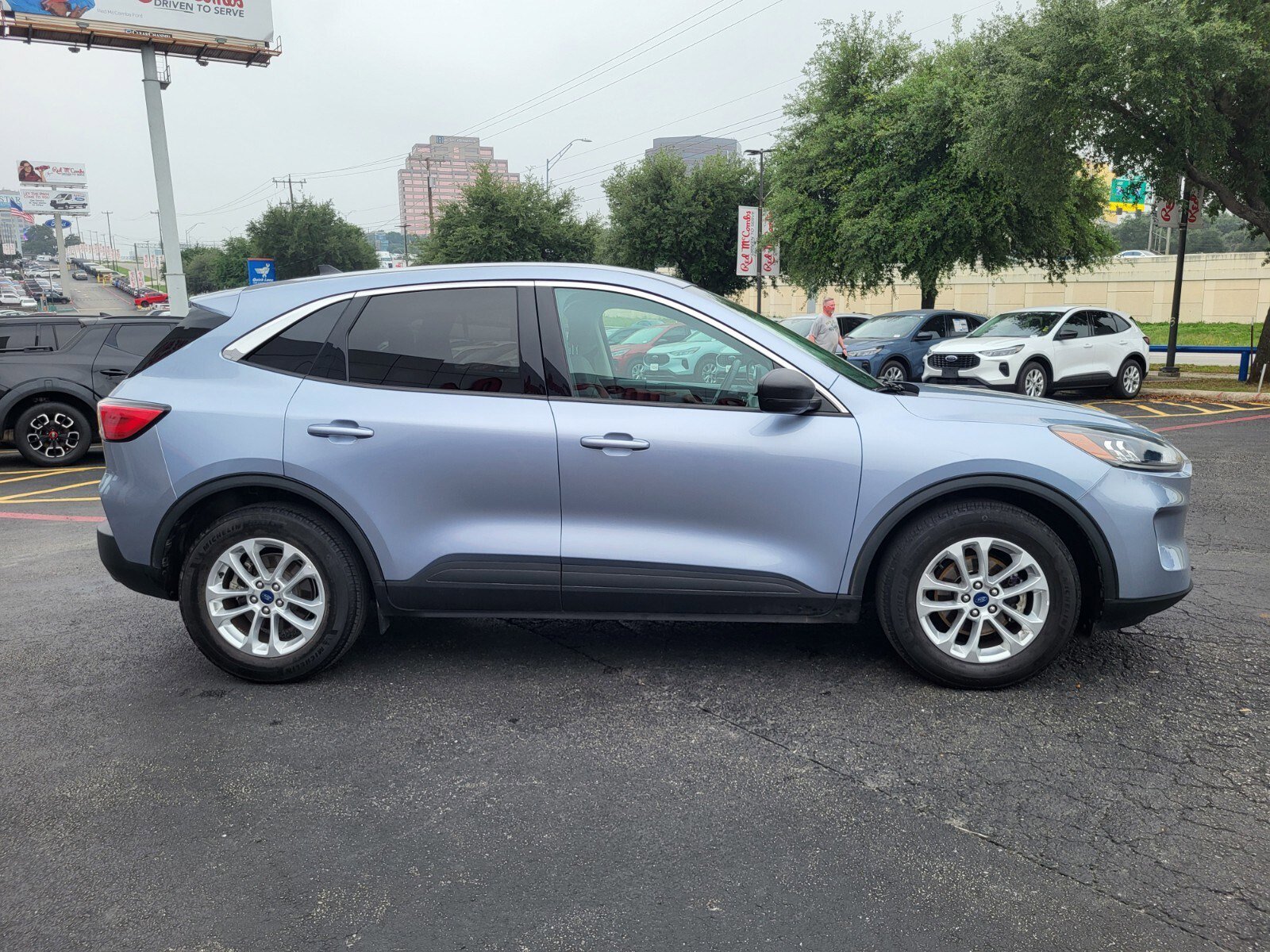 Certified 2022 Ford Escape SE w/ Convenience Package FWD image 2