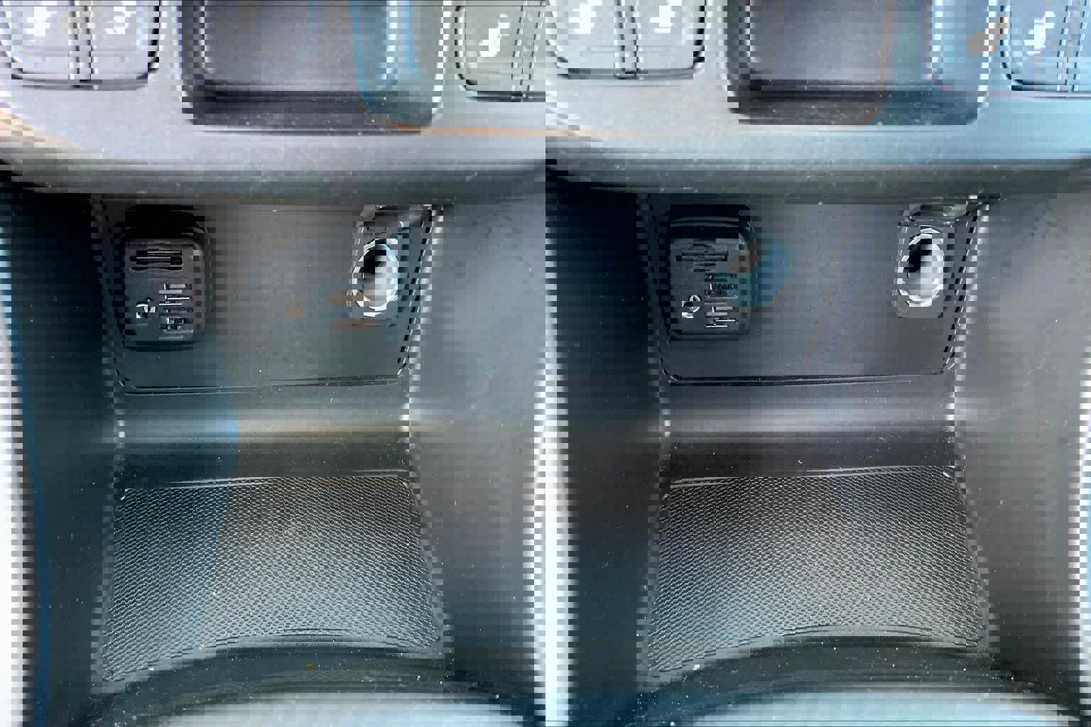 Used 2022 GMC Canyon AT4 w/ Driver Alert Package image 31