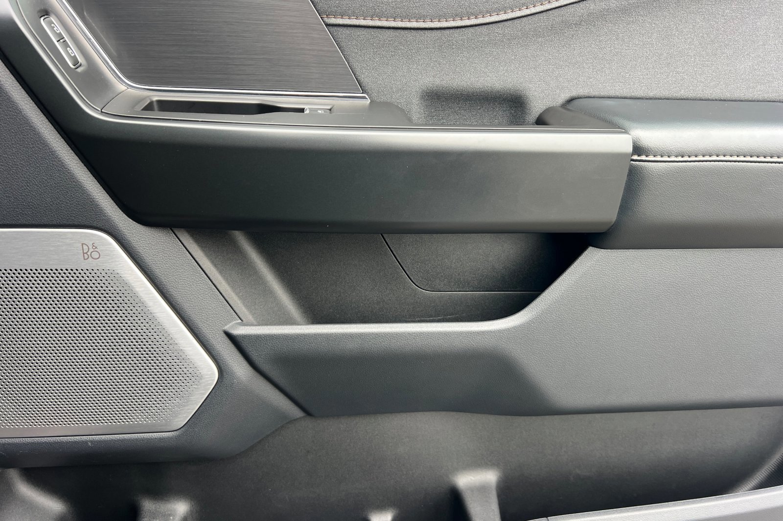 Certified 2022 Ford F150 Raptor w/ Equipment Group 801A High image 18