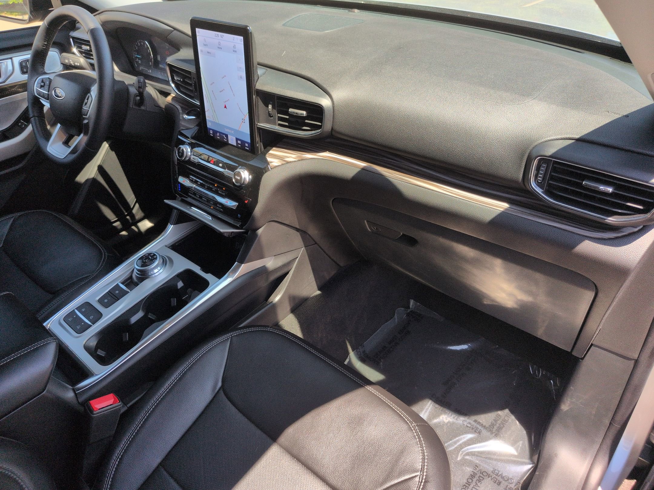 Certified 2023 Ford Explorer Limited w/ Limited Technology Package RWD image 38