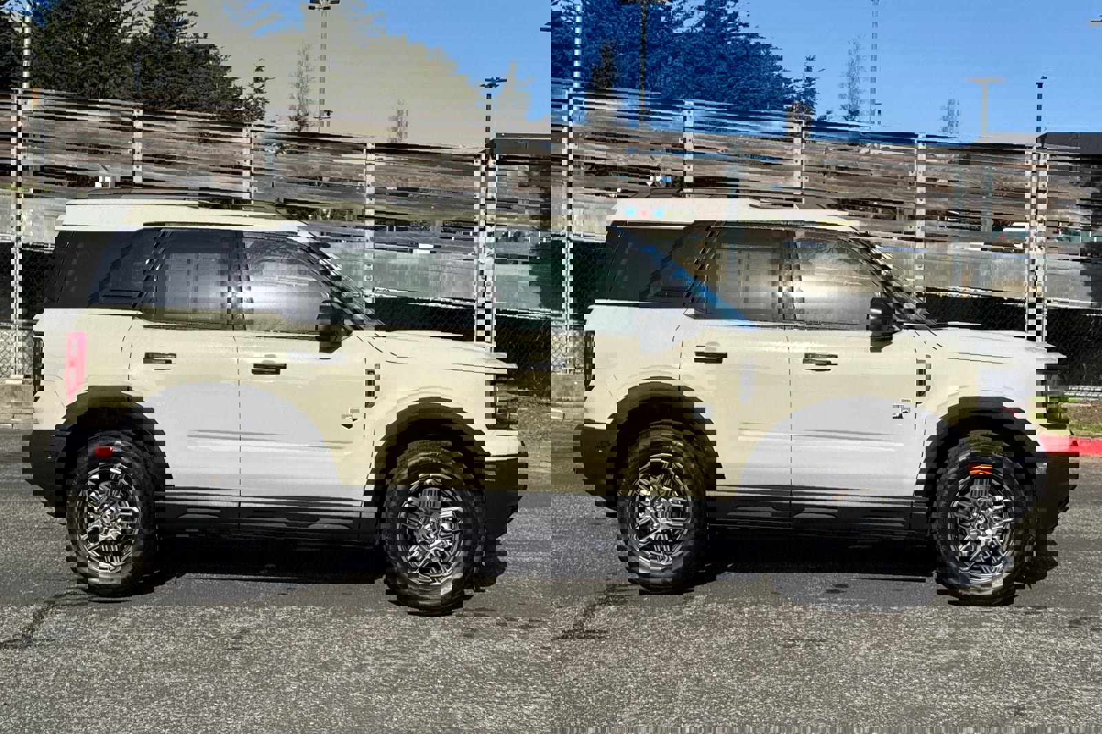 Certified 2025 Ford Bronco Sport Big Bend w/ Convenience Package image 3