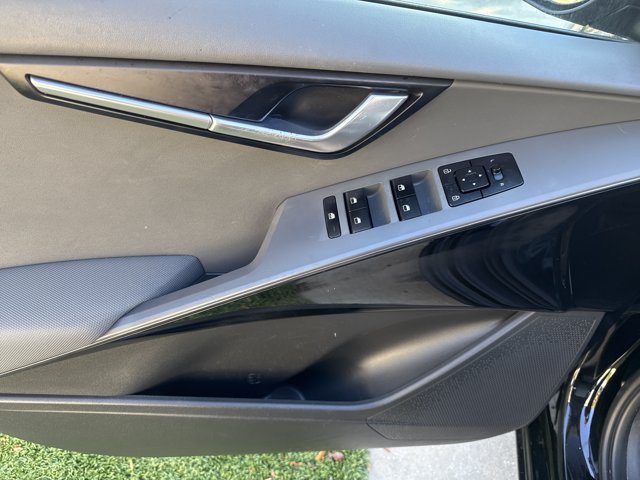 Used 2023 Kia Niro EX FWD image 13