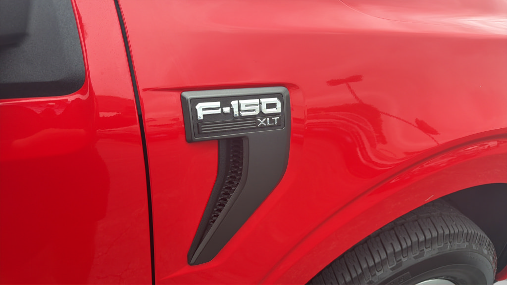 Certified 2021 Ford F150 XLT w/ Equipment Group 302A High AWD/4WD image 35