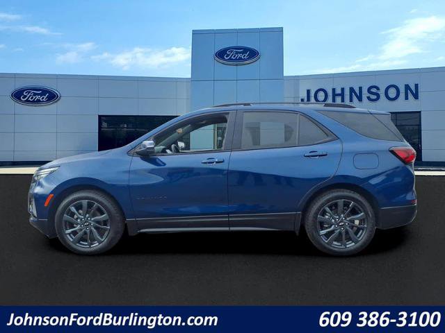 Used 2023 Chevrolet Equinox RS w/ RS Leather Package image 6