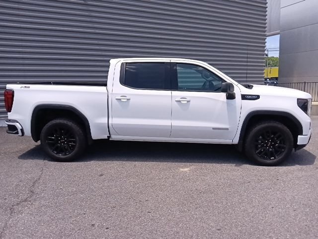 Used 2024 GMC Sierra 1500 Elevation AWD/4WD image 2