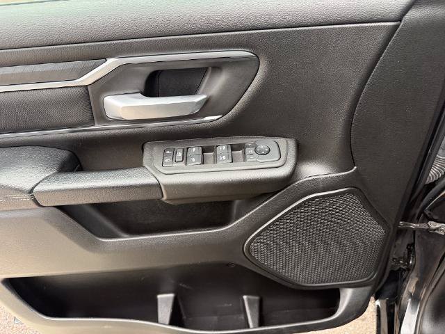 Used 2025 RAM 1500 Big Horn AWD/4WD image 31