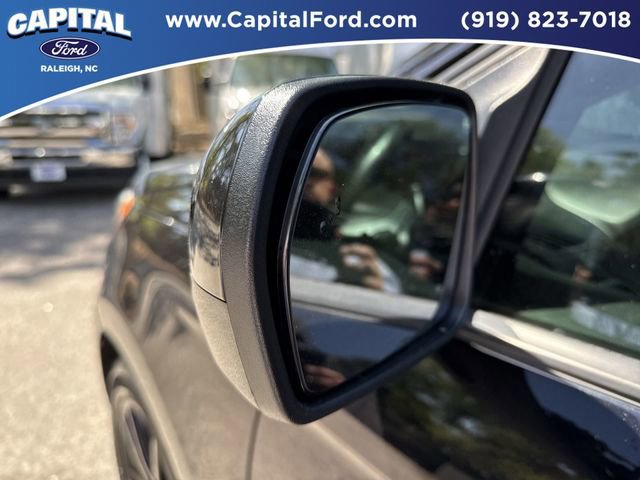 Certified 2022 Ford Edge ST-Line w/ Class II Trailer Tow Package image 15