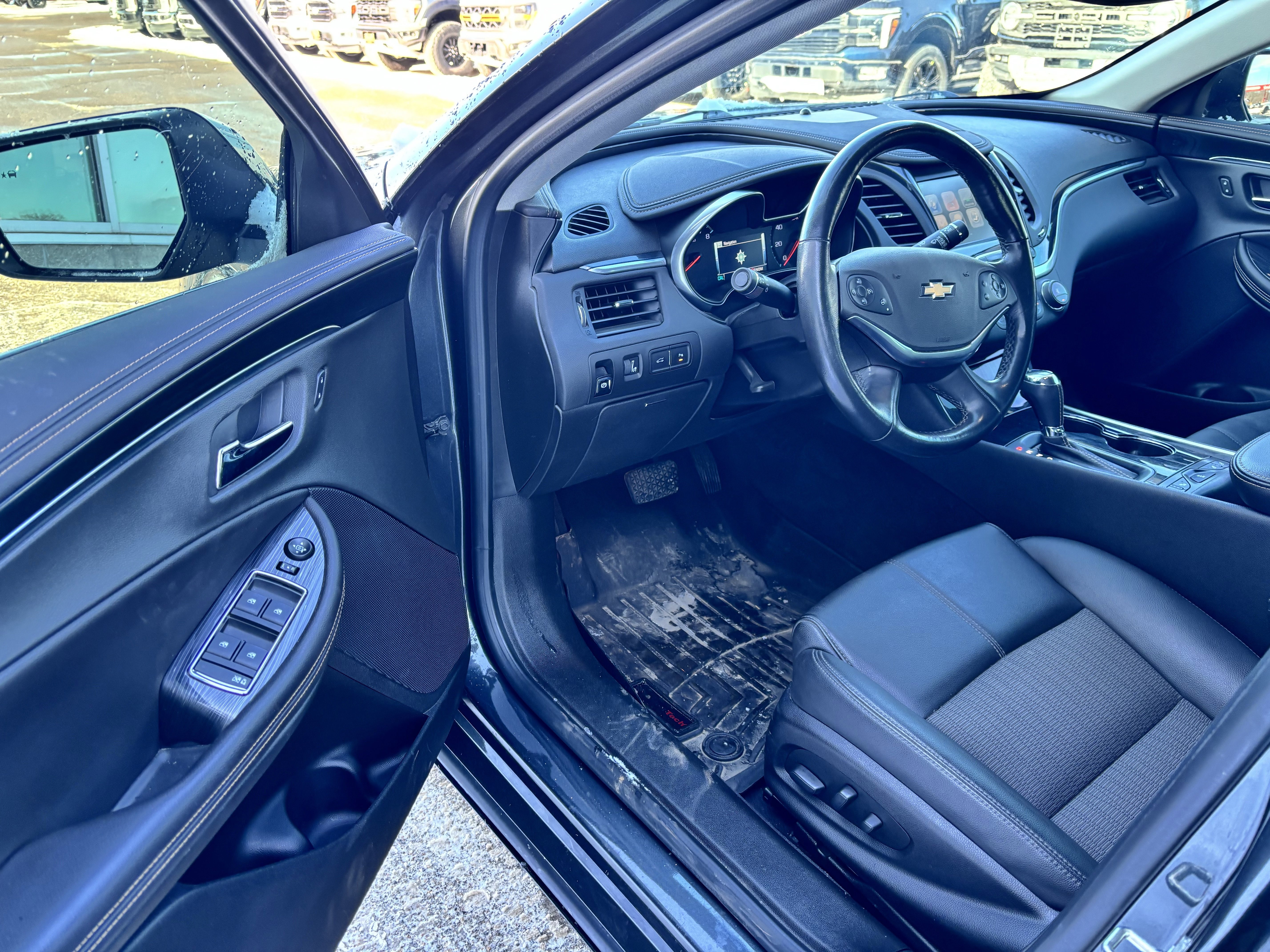 Used 2019 Chevrolet Impala LT w/ LT Convenience Package image 14