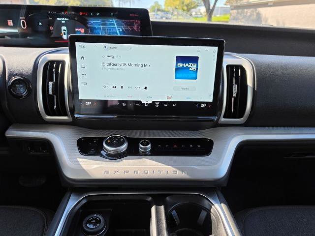 Certified 2025 Ford Expedition Active RWD image 13