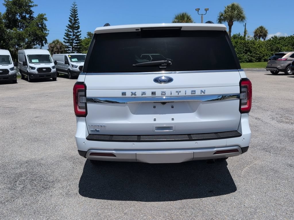 Certified 2024 Ford Expedition Limited AWD/4WD image 4