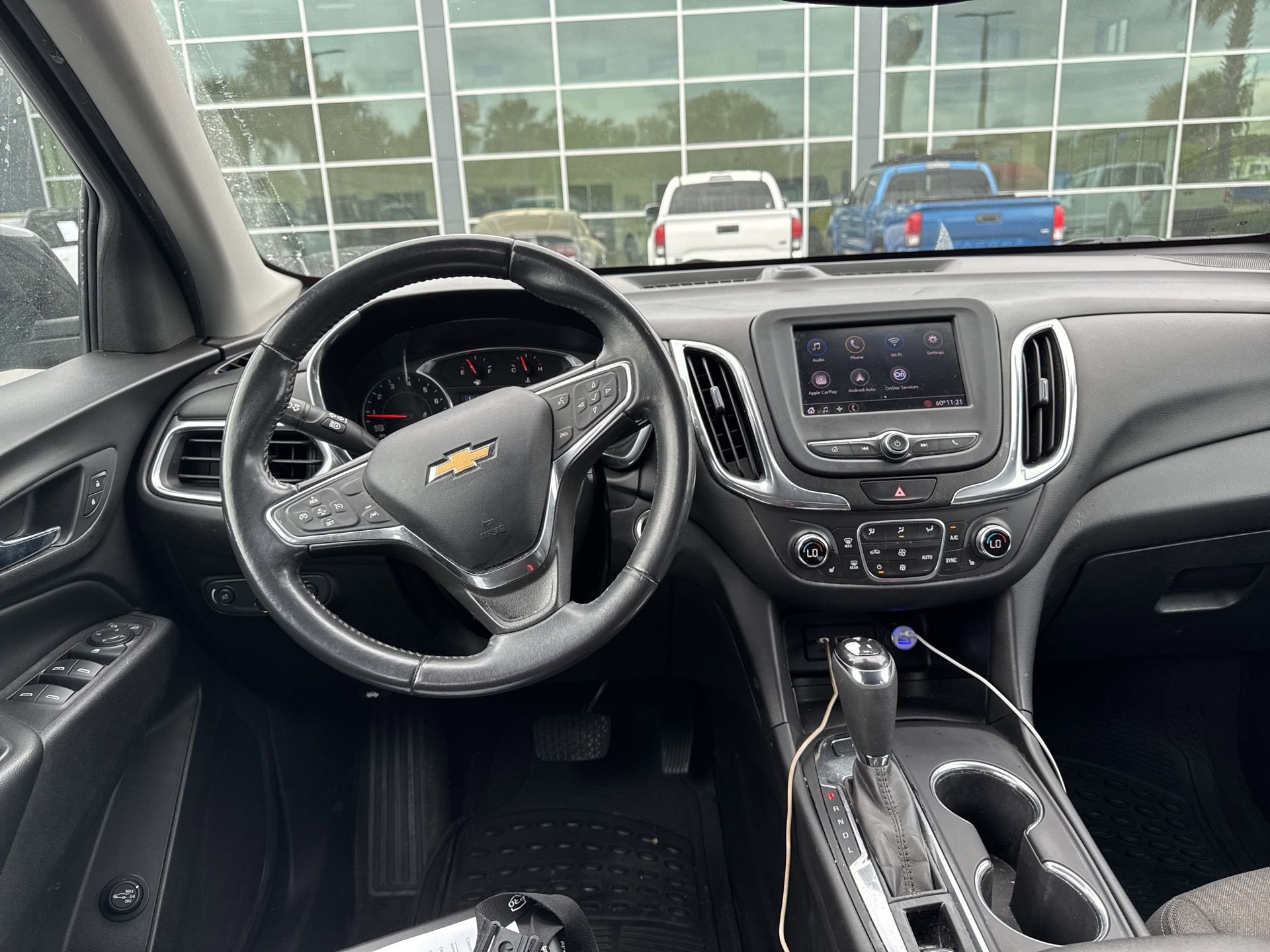 Used 2020 Chevrolet Equinox LT image 12