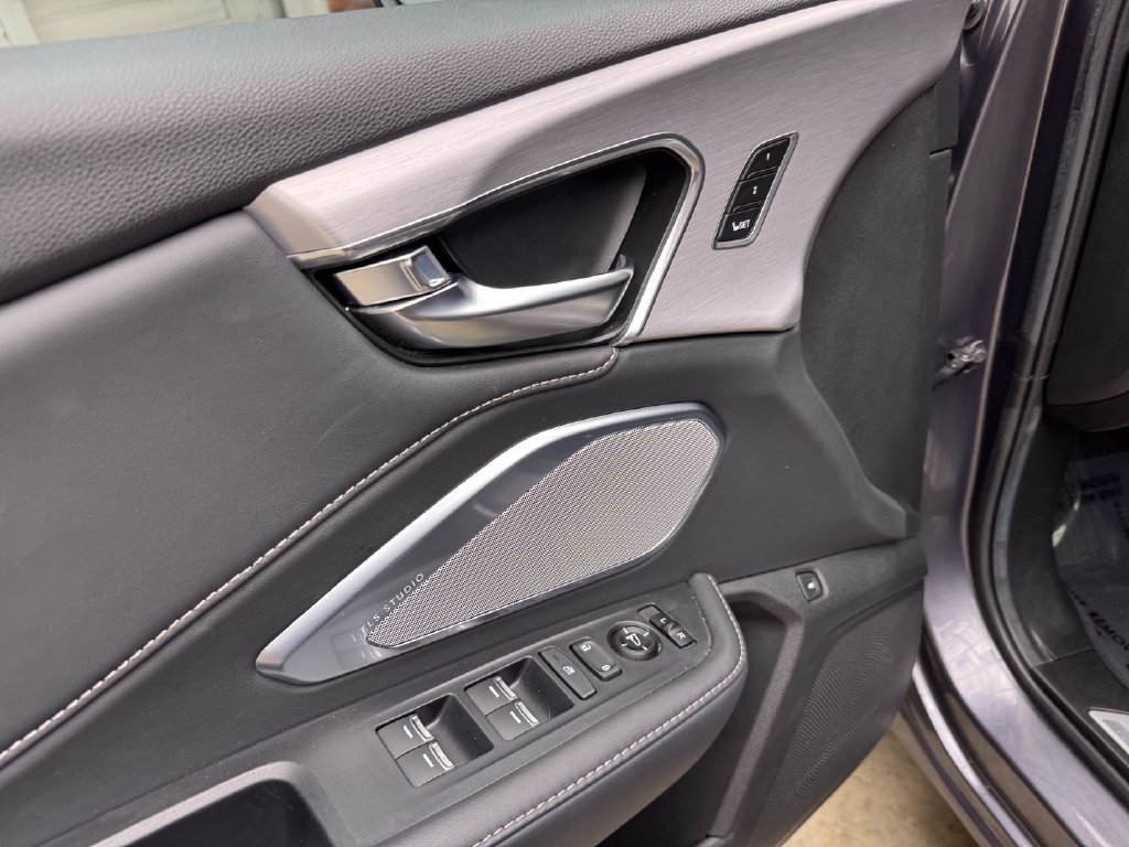 Used 2020 Acura RDX w/ Technology Package AWD/4WD image 12