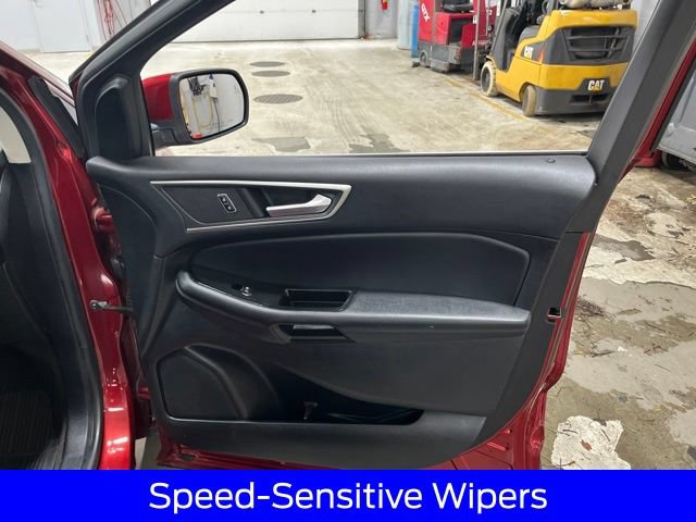 Certified 2017 Ford Edge SEL w/ Equipment Group 201A AWD/4WD image 32