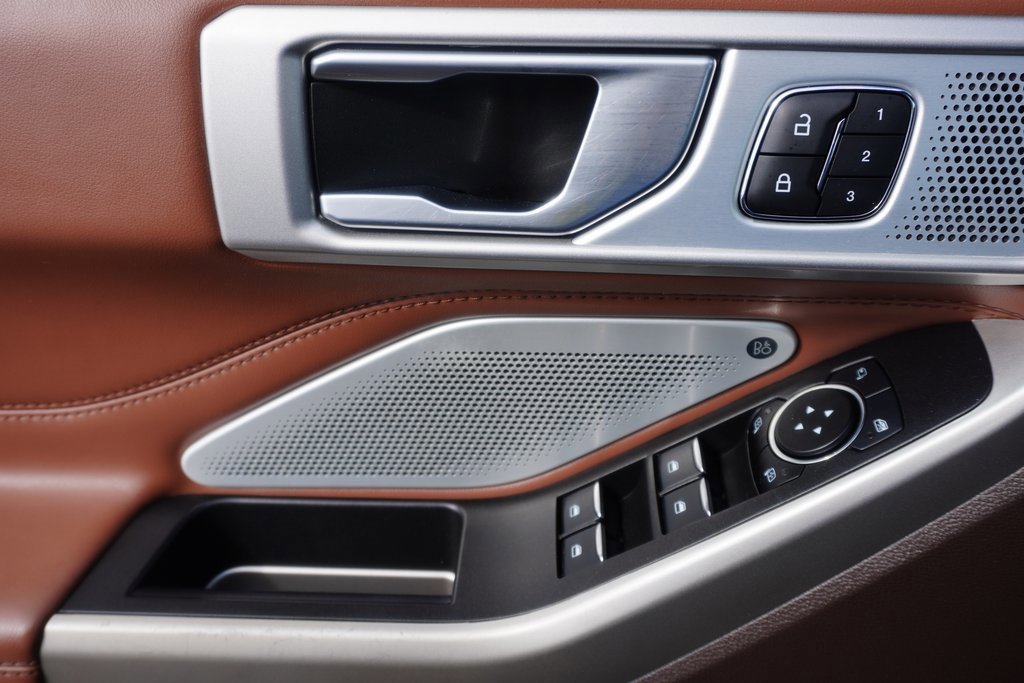 Certified 2023 Ford Explorer King Ranch w/ Technology Package image 6