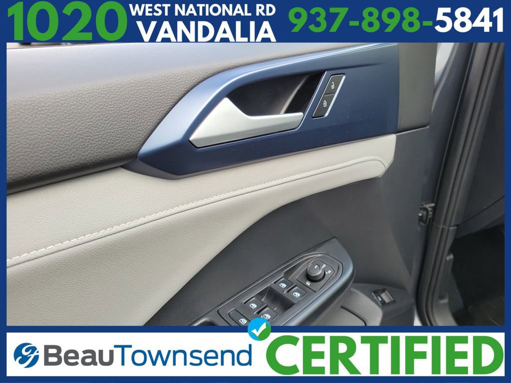Used 2024 Volkswagen Taos SE image 19