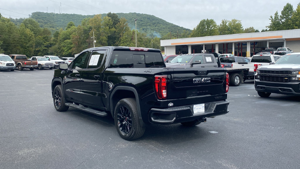 Used 2025 GMC Sierra 1500 Elevation w/ Elevation Premium Package AWD/4WD image 7