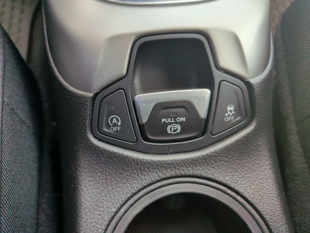 Used 2019 Jeep Compass Latitude w/ Popular Equipment Group AWD/4WD image 21
