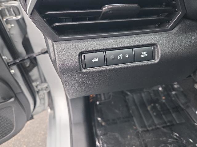 Used 2024 Nissan Altima 2.5 SV image 19