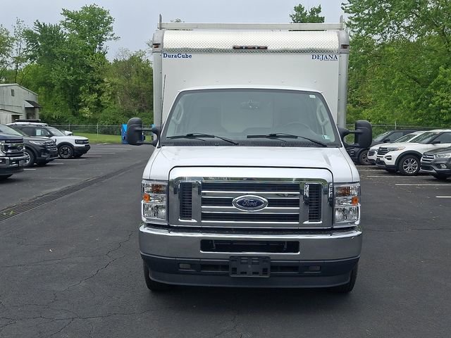 Certified 2023 Ford E-450 and Econoline 450 Super Duty w/ Power Windows & Locks Group RWD image 3