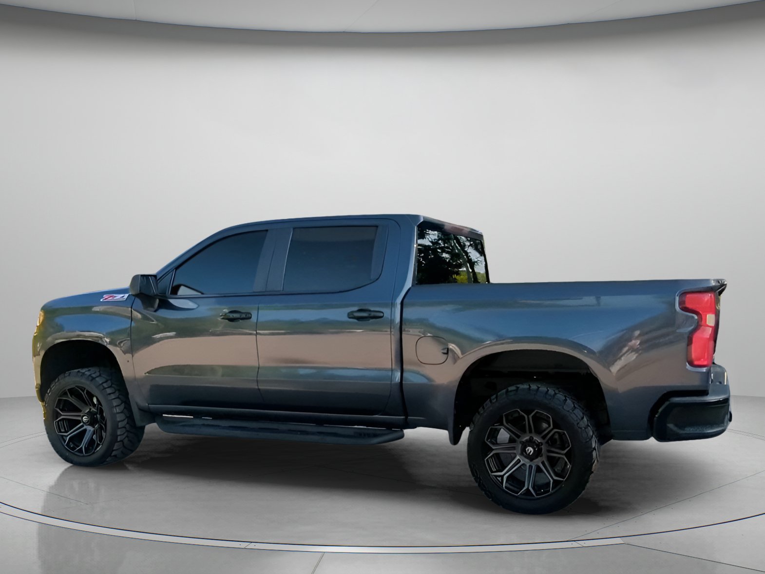 Used 2019 Chevrolet Silverado 1500 Custom Trail Boss w/ Custom Convenience Package AWD/4WD image 18