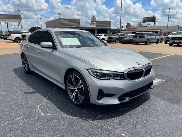 Used 2021 BMW 330i Sedan w/ Premium Package RWD image 11