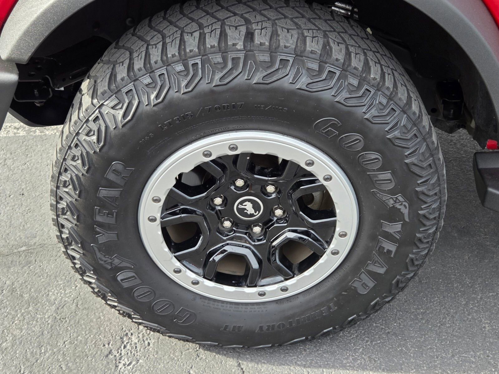 Certified 2021 Ford Bronco Outer Banks w/ Sasquatch Package image 9